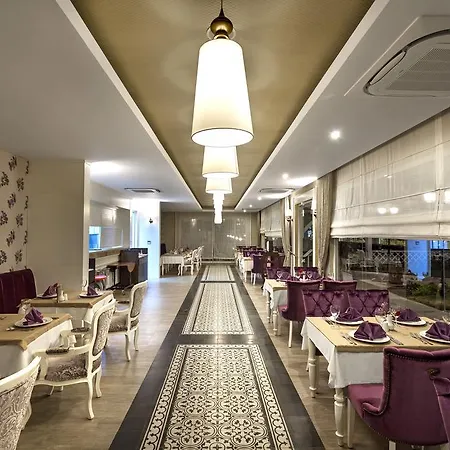Karmir & Hotel Kemer