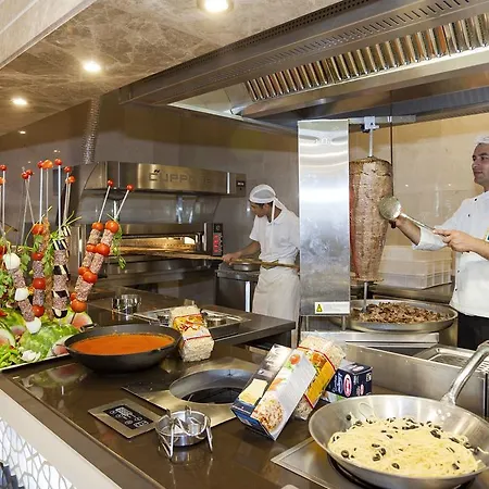 Karmir & Hotel 5*
