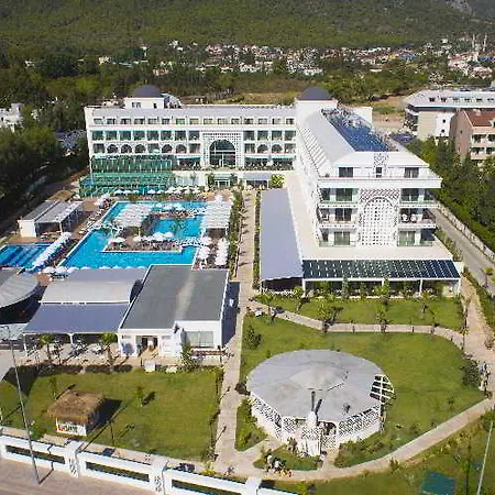 Hotel Karmir & Kemer